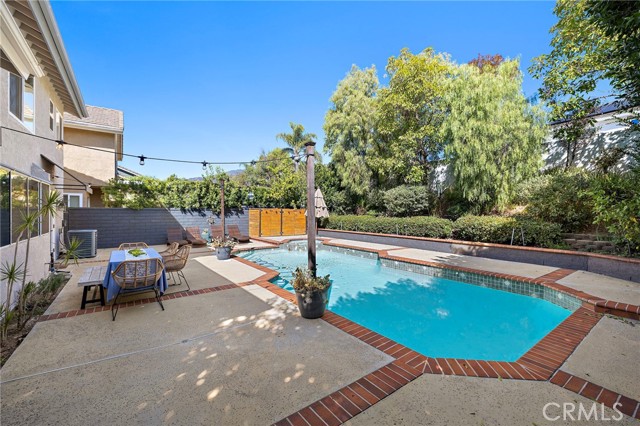 Detail Gallery Image 21 of 39 For 21072 Cimmaron Ln, Trabuco Canyon,  CA 92679 - 4 Beds | 3 Baths