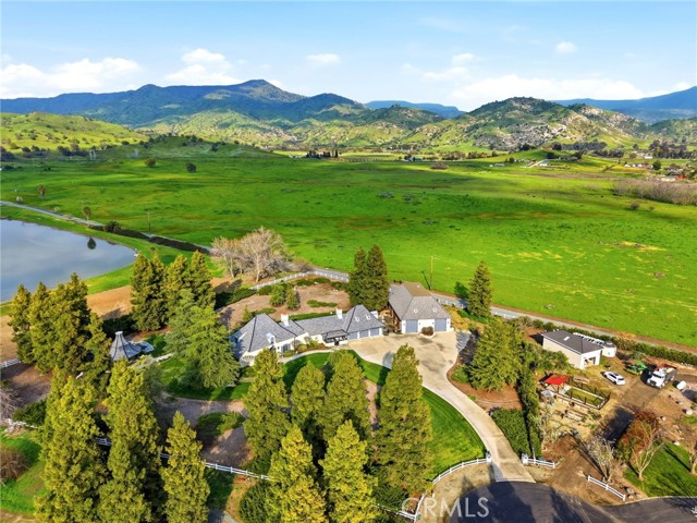 Detail Gallery Image 16 of 75 For 31311 Melanie Ct, Springville,  CA 93265 - 3 Beds | 2/1 Baths