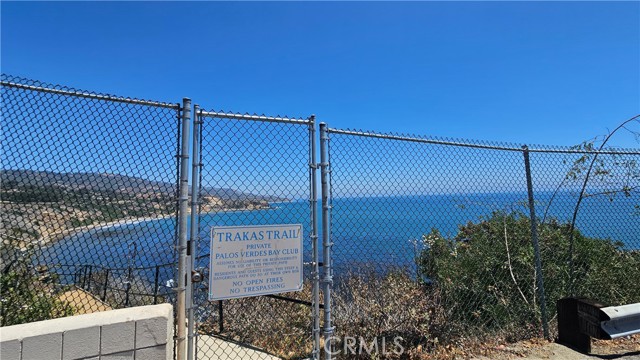 32735 Seagate Drive, Rancho Palos Verdes, California 90275, 2 Bedrooms Bedrooms, ,2 BathroomsBathrooms,Residential,For Sale,Seagate,SB25150738
