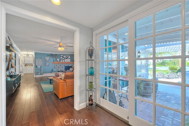 Detail Gallery Image 16 of 61 For 1429 Garretson, Corona,  CA 92879 - 4 Beds | 3 Baths