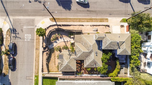 1131 21st Street, Manhattan Beach, California 90266, 3 Bedrooms Bedrooms, ,2 BathroomsBathrooms,Residential,Sold,21st,SB19229133