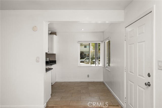 Detail Gallery Image 10 of 62 For 825 S Shelton St, Santa Ana,  CA 92703 - 3 Beds | 3 Baths