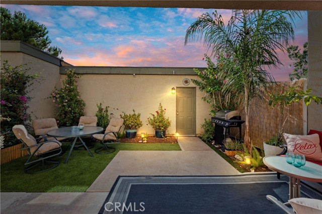 Detail Gallery Image 1 of 1 For 1476 Camelot Dr, Corona,  CA 92882 - 3 Beds | 1/1 Baths