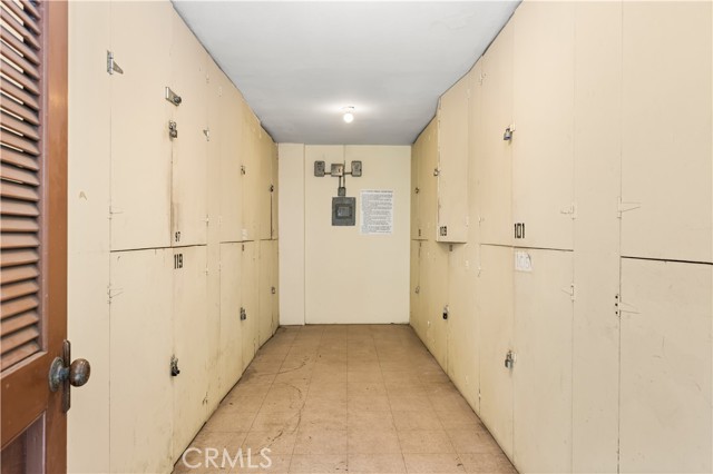 6600 Warner Avenue, Huntington Beach CA: https://media.crmls.org/medias/e6de6484-cabb-47eb-919e-4d8d2fd4115d.jpg