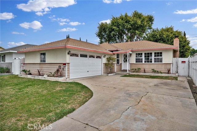 Detail Gallery Image 1 of 25 For 227 S Shattuck Pl, Orange,  CA 92866 - 3 Beds | 1/1 Baths