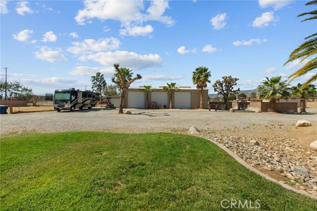 Detail Gallery Image 27 of 31 For 40139 15th, Palmdale,  CA 93551 - 3 Beds | 3 Baths