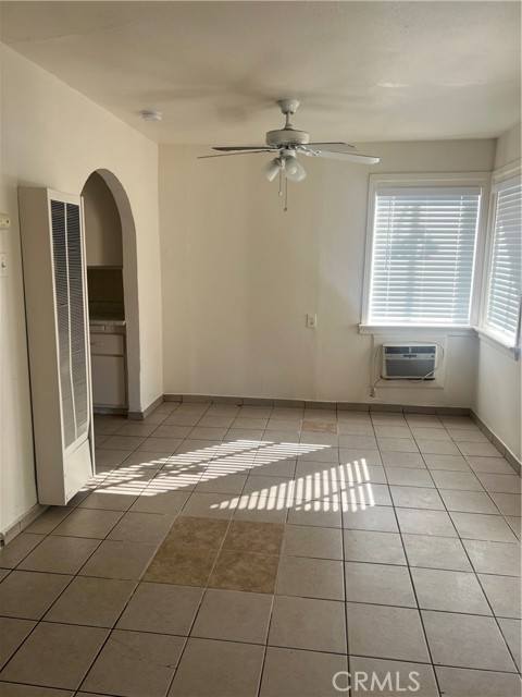 Detail Gallery Image 23 of 41 For 1026 Flower St, Bakersfield,  CA 93305 - – Beds | – Baths