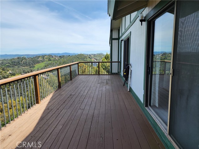 Detail Gallery Image 9 of 52 For 9418 Fairway Dr, Kelseyville,  CA 95451 - 3 Beds | 3 Baths