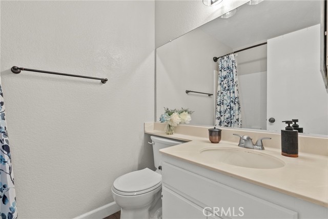 Detail Gallery Image 27 of 42 For 25114 Steinbeck #C,  Stevenson Ranch,  CA 91381 - 2 Beds | 2/1 Baths