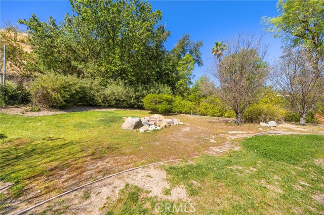 Detail Gallery Image 22 of 24 For 5835 Fairhaven, Woodland Hills,  CA 91367 - 4 Beds | 2 Baths