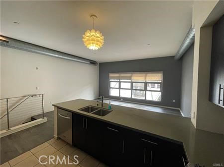 133 The Promenade N, Long Beach CA: https://media.crmls.org/medias/e6e3a54e-1897-4b49-93dc-071109731efa.jpg