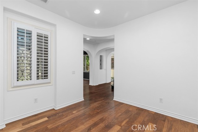 34 Tall Hedge, Irvine CA: https://media.crmls.org/medias/e6e4f1e5-b272-4f1f-8703-9ef89bd0c239.jpg