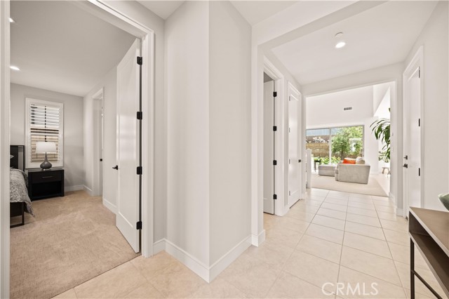 Detail Gallery Image 5 of 73 For 60 Rotunda, Irvine,  CA 92620 - 4 Beds | 3/1 Baths
