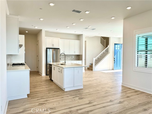 Detail Gallery Image 14 of 48 For 9331 Astor, Irvine,  CA 92618 - 3 Beds | 3/1 Baths