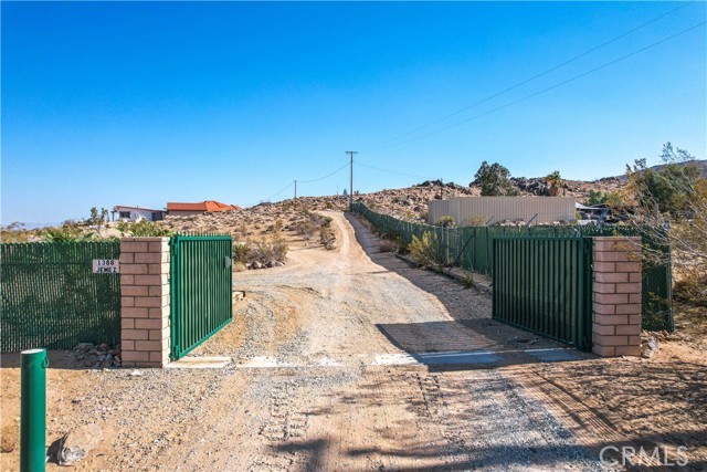 Detail Gallery Image 34 of 75 For 1388 N Jemez Trl, Landers,  CA 92285 - 3 Beds | 3 Baths
