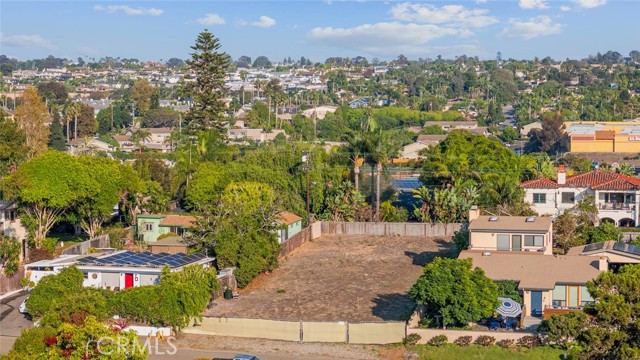 Detail Gallery Image 5 of 16 For 837 Stratford Dr, Encinitas,  CA 92024 - – Beds | – Baths