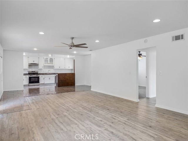 Detail Gallery Image 10 of 46 For 7551 Quimby Ave, West Hills,  CA 91307 - 3 Beds | 2 Baths