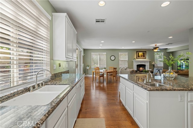 Detail Gallery Image 26 of 75 For 26520 Thackery Ln, Stevenson Ranch,  CA 91381 - 4 Beds | 4 Baths