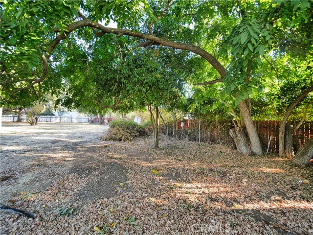 Detail Gallery Image 8 of 36 For 3301 25th Ave, Sacramento,  CA 95820 - 2 Beds | 1/1 Baths