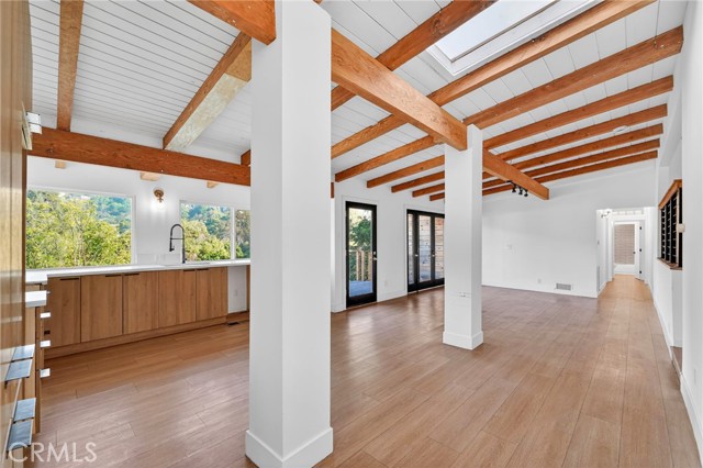 Detail Gallery Image 9 of 40 For 6324 Grape, Los Angeles,  CA 90068 - 4 Beds | 2 Baths