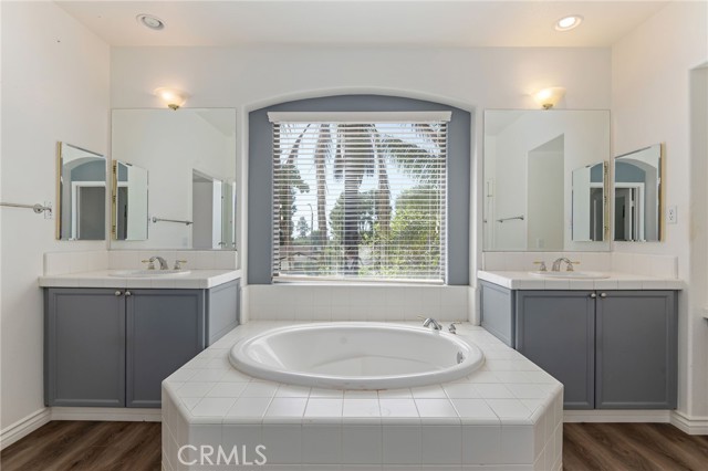 Detail Gallery Image 20 of 33 For 18814 Pinehaven Way, Porter Ranch,  CA 91326 - 5 Beds | 3 Baths