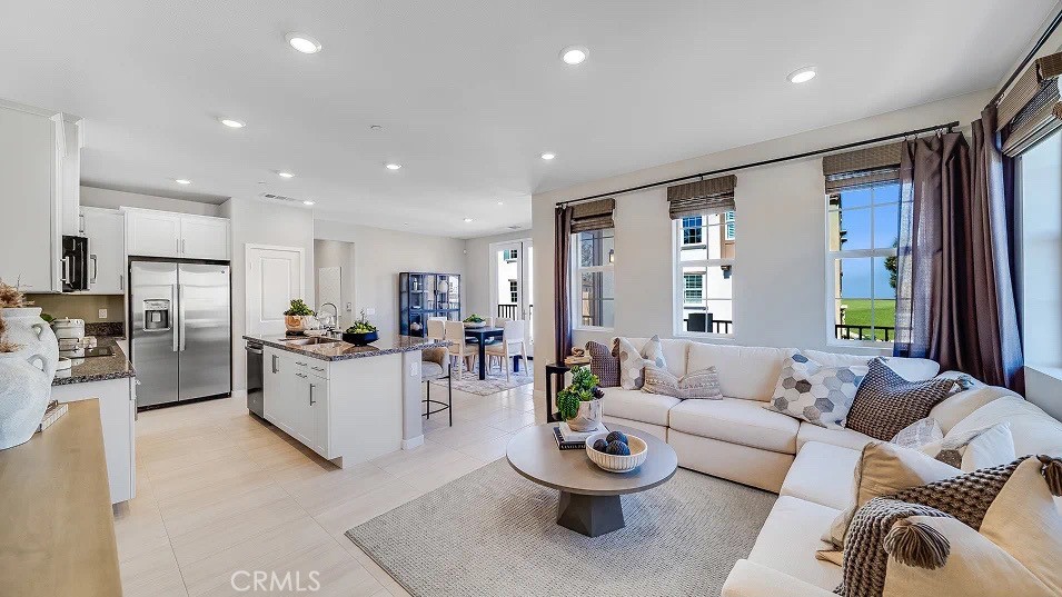 8487 Gabrielino Court