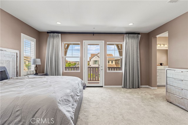 16087 Apricot Ave, Chino CA: https://media.crmls.org/medias/e6e7ba67-ad58-4b04-b556-22b795a71752.jpg