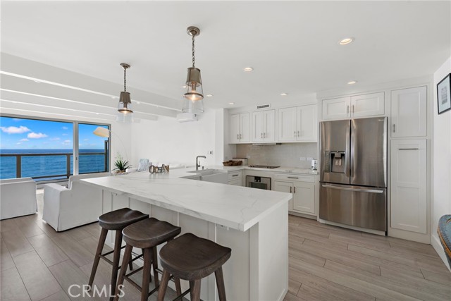 Detail Gallery Image 13 of 67 For 11770 Pacific Coast #N,  Malibu,  CA 90265 - 3 Beds | 3/1 Baths