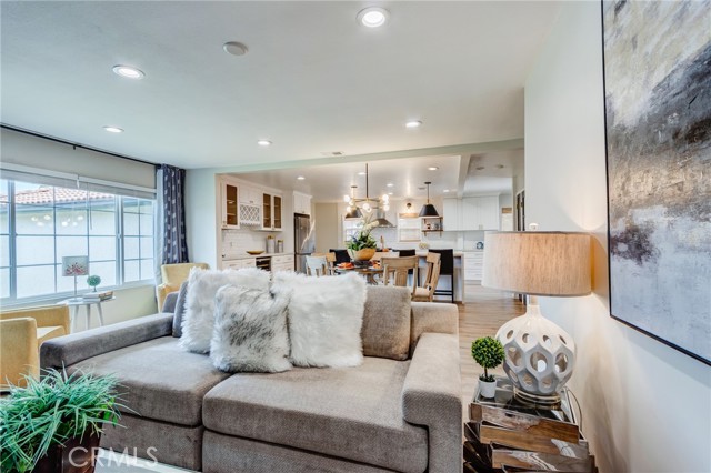 2270 W 231st Street, Torrance CA: https://media.crmls.org/medias/e6e9802d-a5b3-483a-9871-4c652fbbd01f.jpg