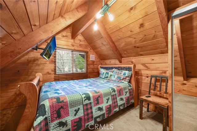 Detail Gallery Image 9 of 27 For 747 Holmes Ln, Sugarloaf,  CA 92386 - 2 Beds | 1 Baths