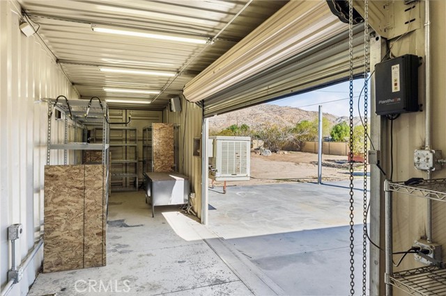 Detail Gallery Image 20 of 64 For 9016 Rose Eden Dr, Morongo Valley,  CA 92256 - 3 Beds | 3 Baths
