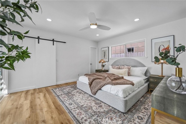 Detail Gallery Image 24 of 33 For 6119 Longridge Ave, Valley Glen,  CA 91401 - 3 Beds | 3 Baths