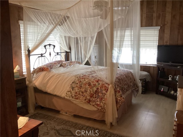 4133 W Wilson Street, Banning CA: https://media.crmls.org/medias/e6e9d97c-595c-4611-96fa-b0ec51387030.jpg