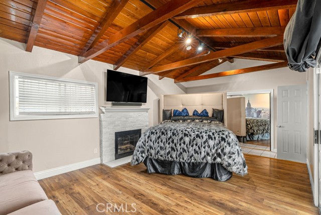 1933 W 147th Street, Gardena CA: https://media.crmls.org/medias/e6e9fb7c-5981-4a09-8473-d9d4e4f22c17.jpg