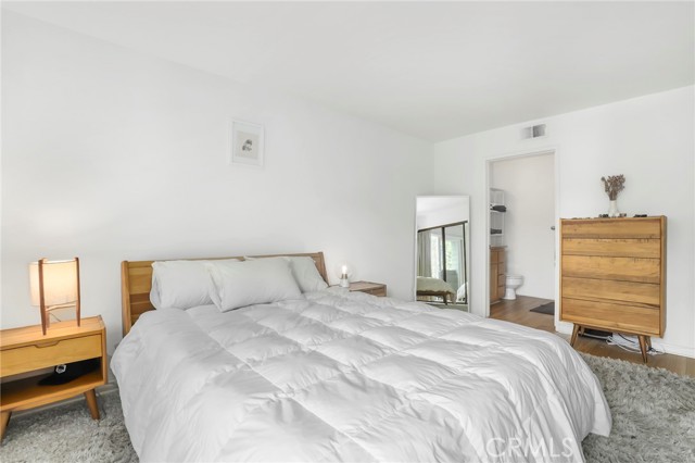 Detail Gallery Image 15 of 25 For 543 S Marengo Ave #4,  Pasadena,  CA 91101 - 2 Beds | 2/1 Baths