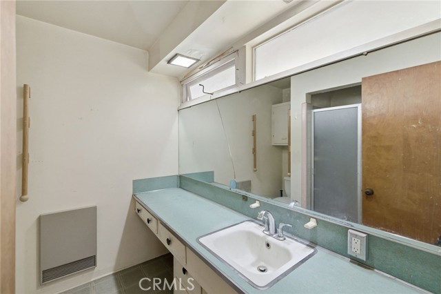 649 Gould Terrace, Hermosa Beach, California 90254, 4 Bedrooms Bedrooms, ,3 BathroomsBathrooms,Residential,For Sale,Gould,SB26071143