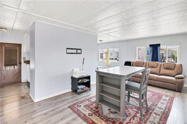 Image 5 of 24 For 43601 Florida Avenue 64