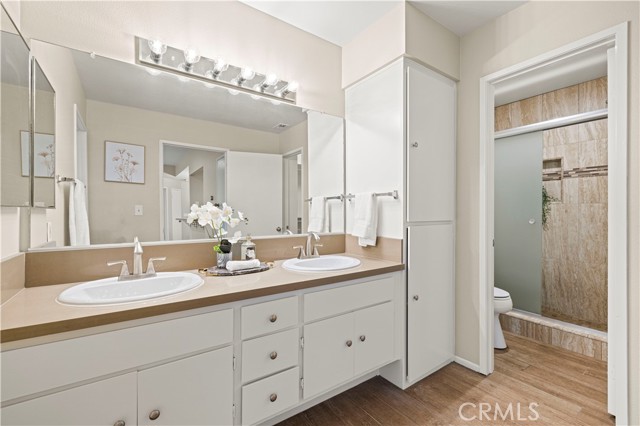23839 Del Monte Drive, Valencia CA: https://media.crmls.org/medias/e6ec81e8-c847-4710-8456-3c1a62dec6d3.jpg