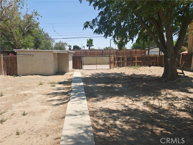 Detail Gallery Image 16 of 20 For 45446 10th St, Lancaster,  CA 93534 - 3 Beds | 1/1 Baths