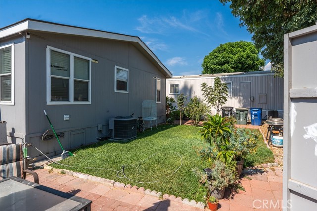 Detail Gallery Image 26 of 37 For 1855 E Riverside Dr #209,  Ontario,  CA 91761 - 4 Beds | 2 Baths