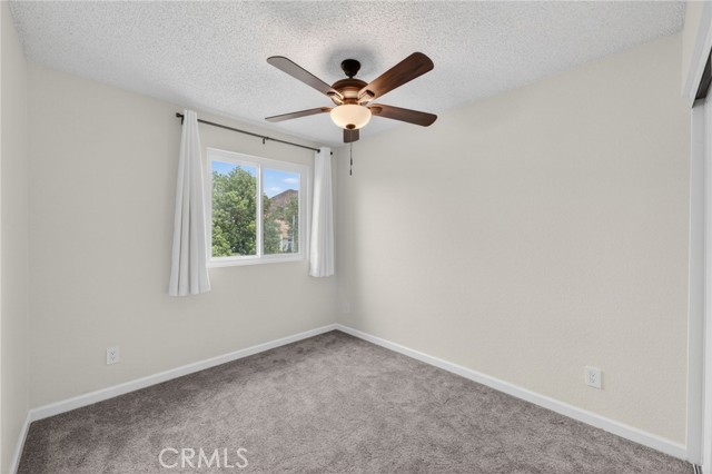 Image 34 of 68 For 22425 Shore View Court