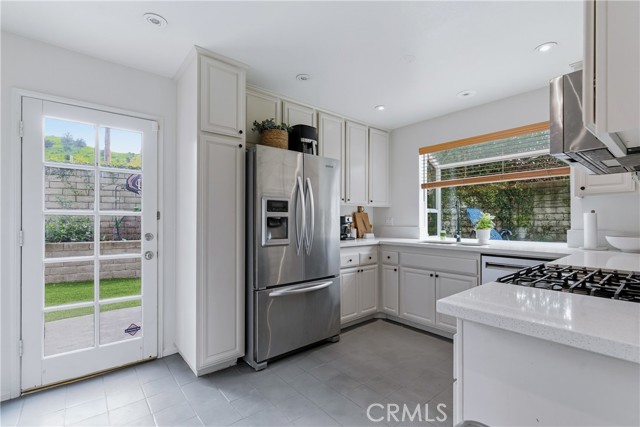 Detail Gallery Image 9 of 25 For 4302 Oak Glen St, Calabasas,  CA 91302 - 3 Beds | 3 Baths