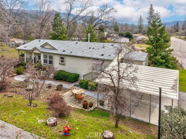 Image 2 of 40 For 43555 Highway 41  47