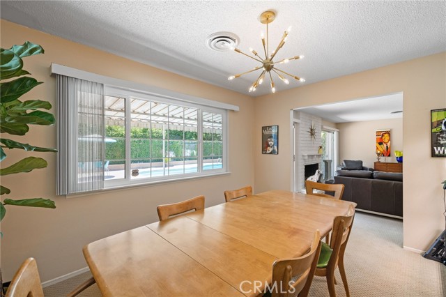 Detail Gallery Image 18 of 60 For 2924 Elm St, Bakersfield,  CA 93301 - 4 Beds | 2 Baths