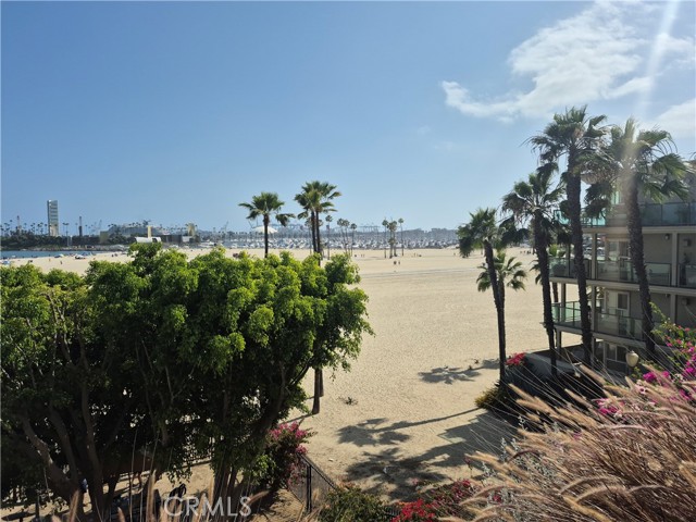 Detail Gallery Image 8 of 29 For 1030 E Ocean Bld #210,  Long Beach,  CA 90802 - 3 Beds | 2 Baths