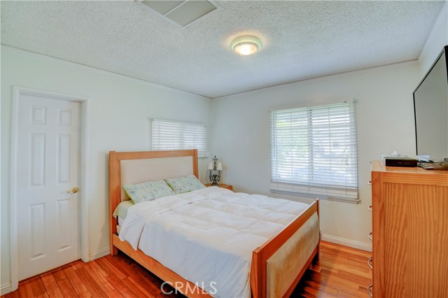 Detail Gallery Image 32 of 59 For 7115 Park Manor Ave, North Hollywood,  CA 91605 - 4 Beds | 2 Baths