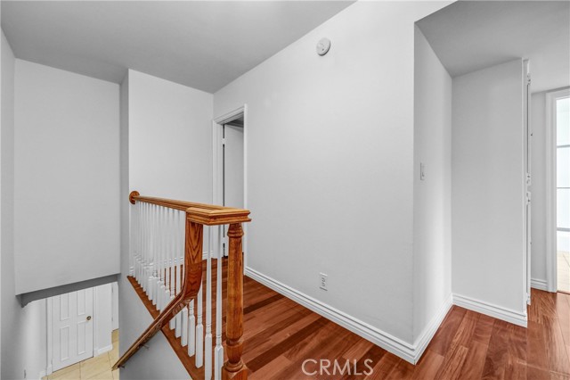 Detail Gallery Image 14 of 29 For 9637 via Rimini #121,  Burbank,  CA 91504 - 3 Beds | 3 Baths