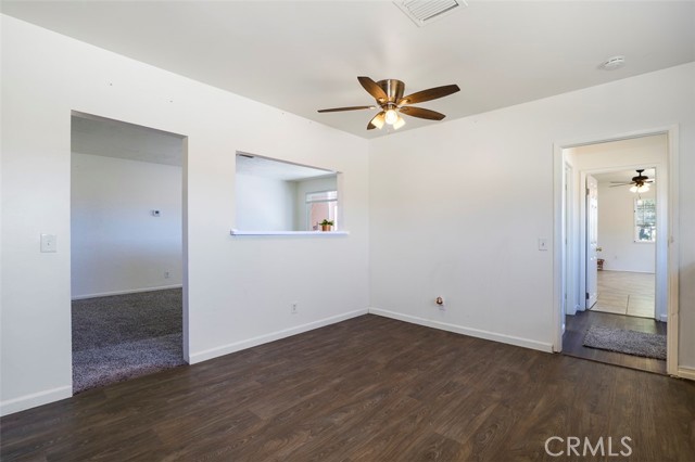 Detail Gallery Image 15 of 40 For 5357 W Avenue L, Lancaster,  CA 93536 - 3 Beds | 2 Baths