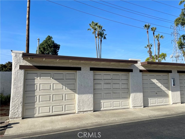 Detail Gallery Image 4 of 27 For 21372 Brookhurst St #123,  Huntington Beach,  CA 92646 - 2 Beds | 2 Baths