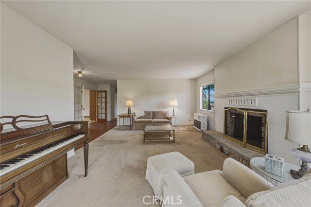 Detail Gallery Image 3 of 51 For 2527 Dessie, Lakeport,  CA 95453 - 4 Beds | 2/1 Baths